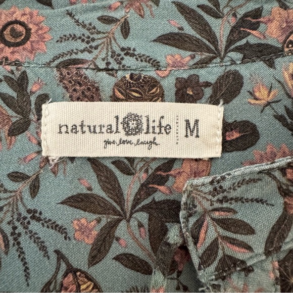 Natural Life Dara V-Neck Floral Tunic Dress in Sage Brown Hem, Size M - Picture 4 of 13